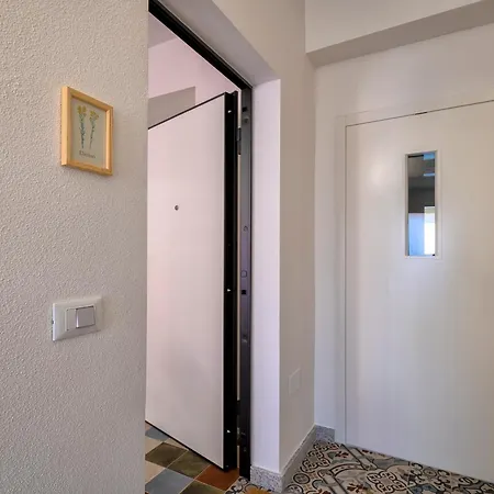 아파트 Casa Elicriso 올비아