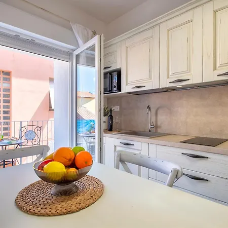 Apartament Casa Elicriso